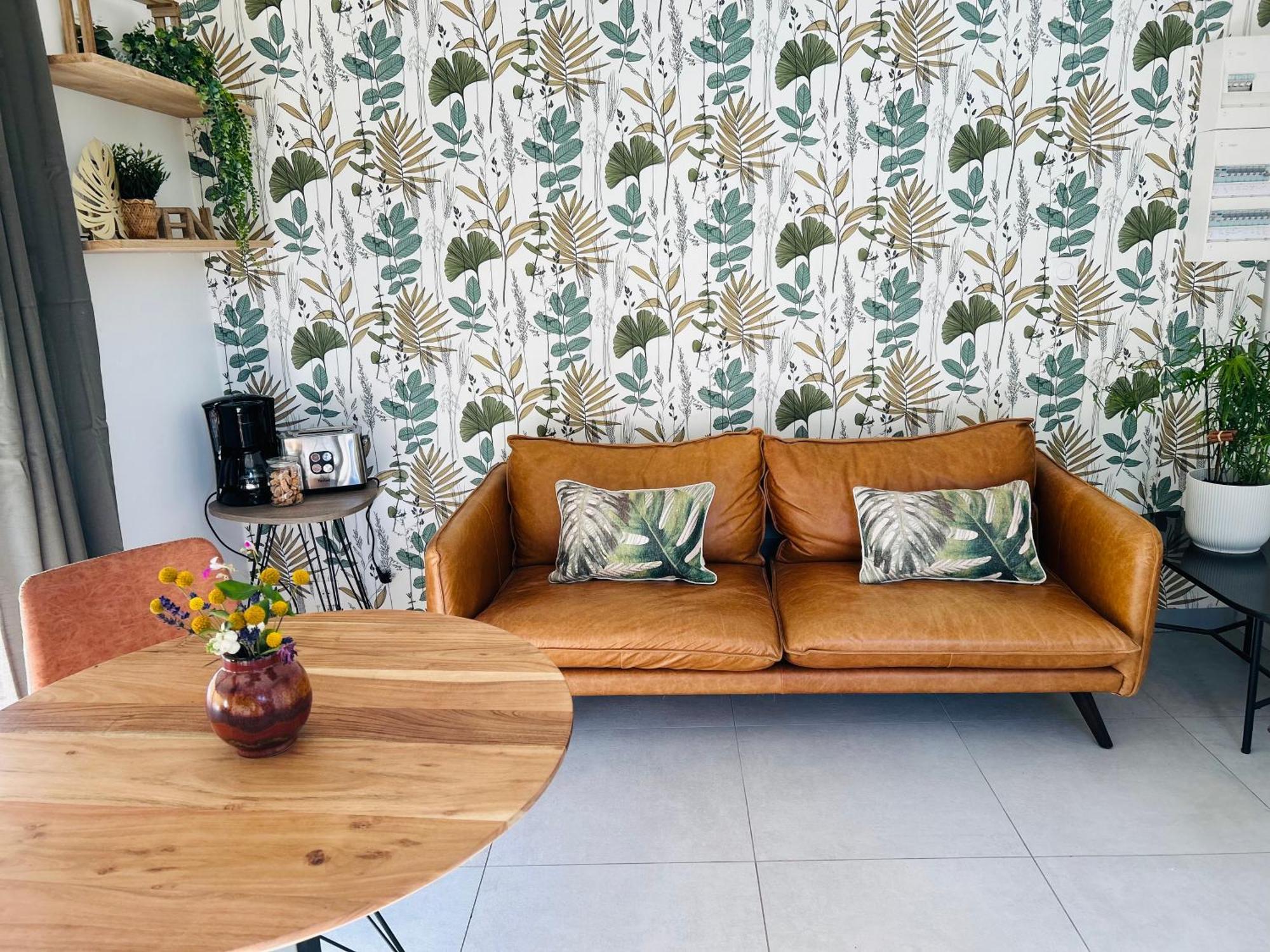 Home Vert La Suite Forges de Lanouee Εξωτερικό φωτογραφία